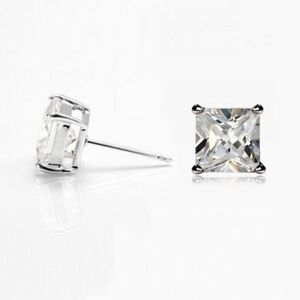 🍁Renaissance 14k White Gold Princess Cut CZ Studs